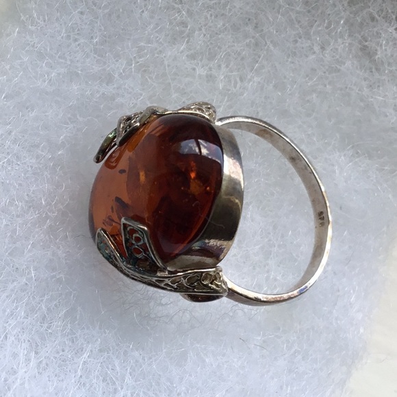 Amber Ring. Size 8 - Picture 4 of 4